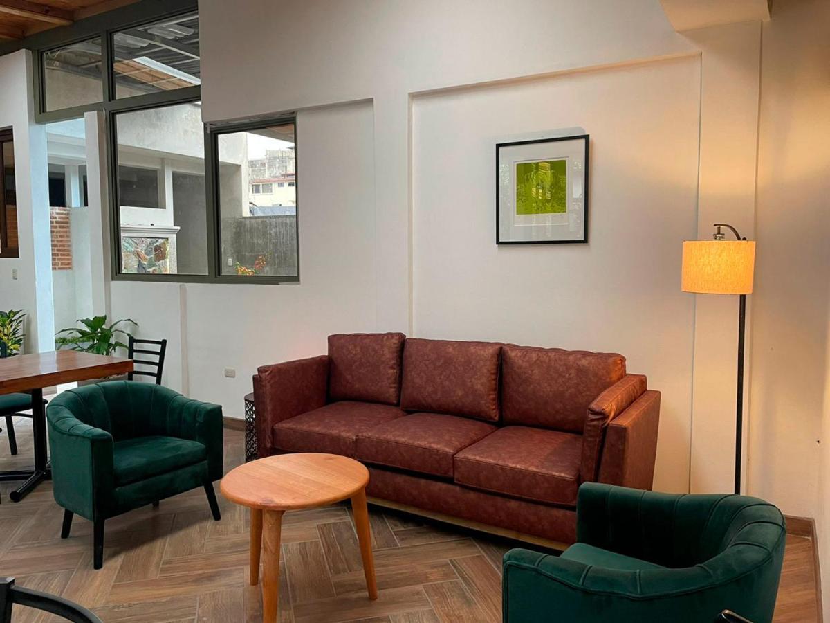 Matalbatz Hotel Cobán Екстериор снимка
